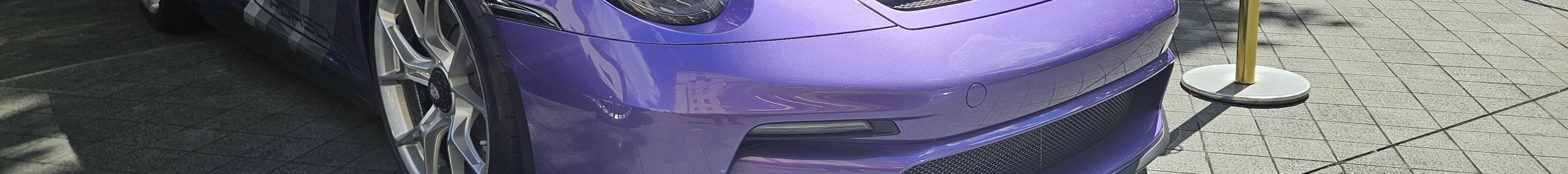 Porsche 992 GT3 Touring
