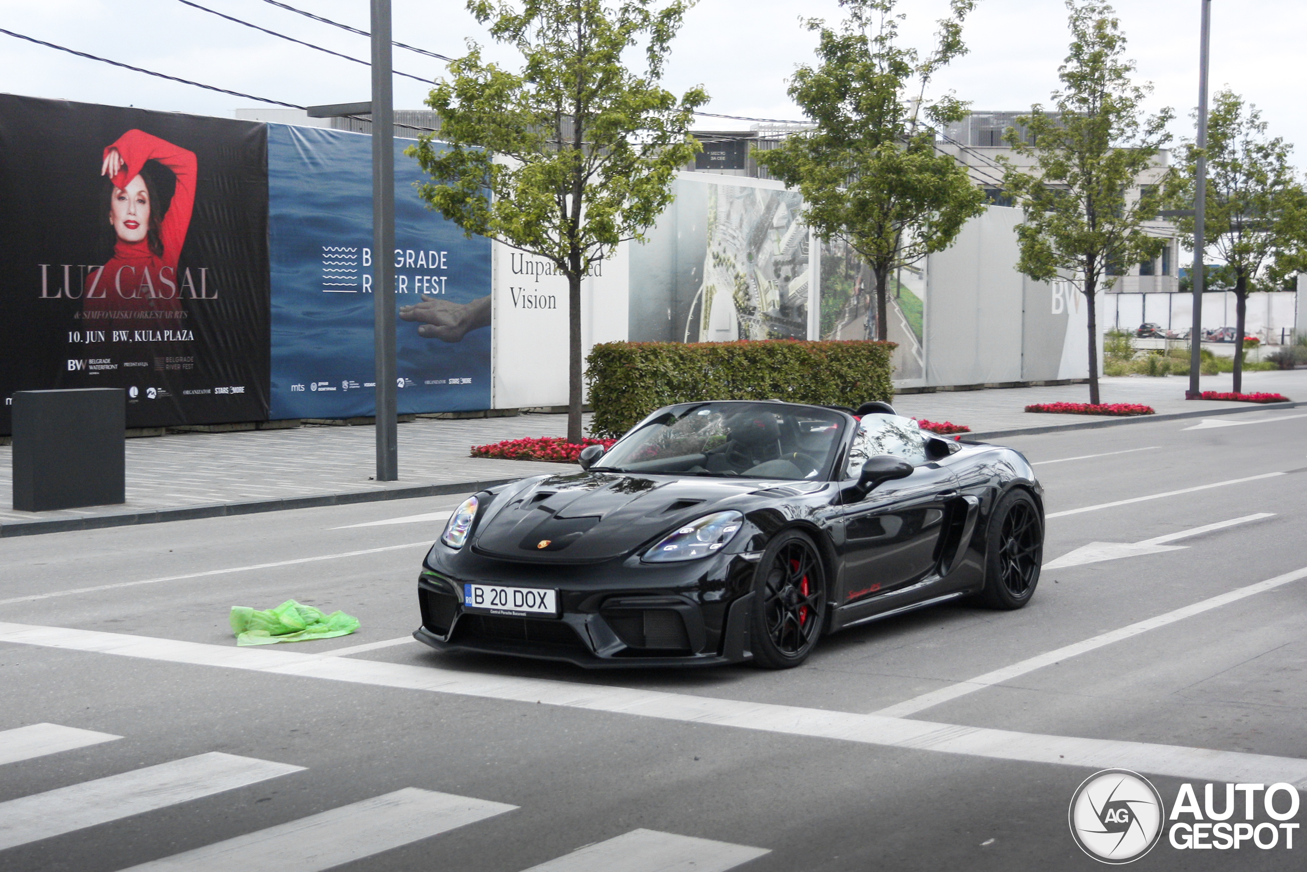 Porsche 718 Spyder RS Weissach Package