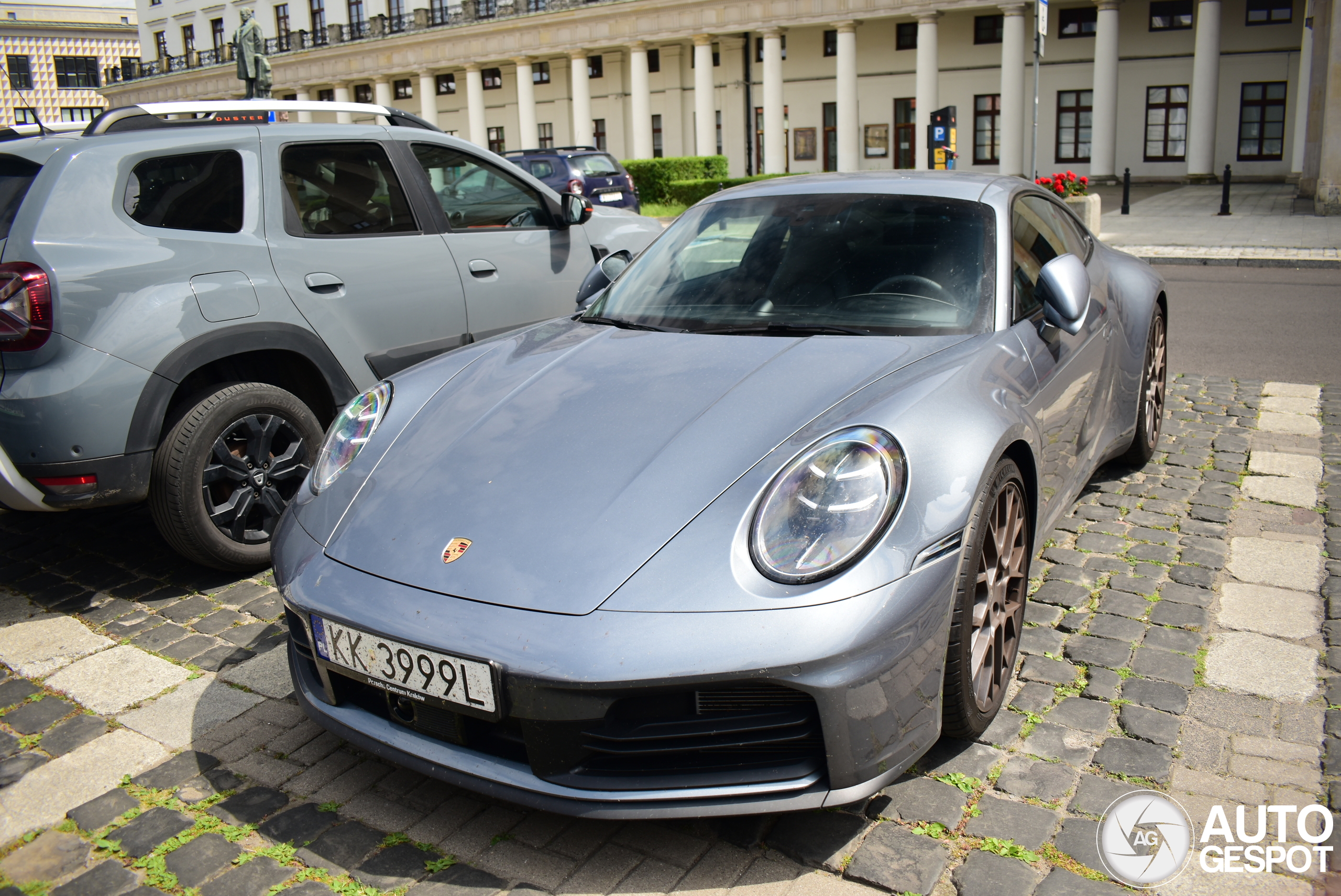 Porsche 992 Carrera 4S