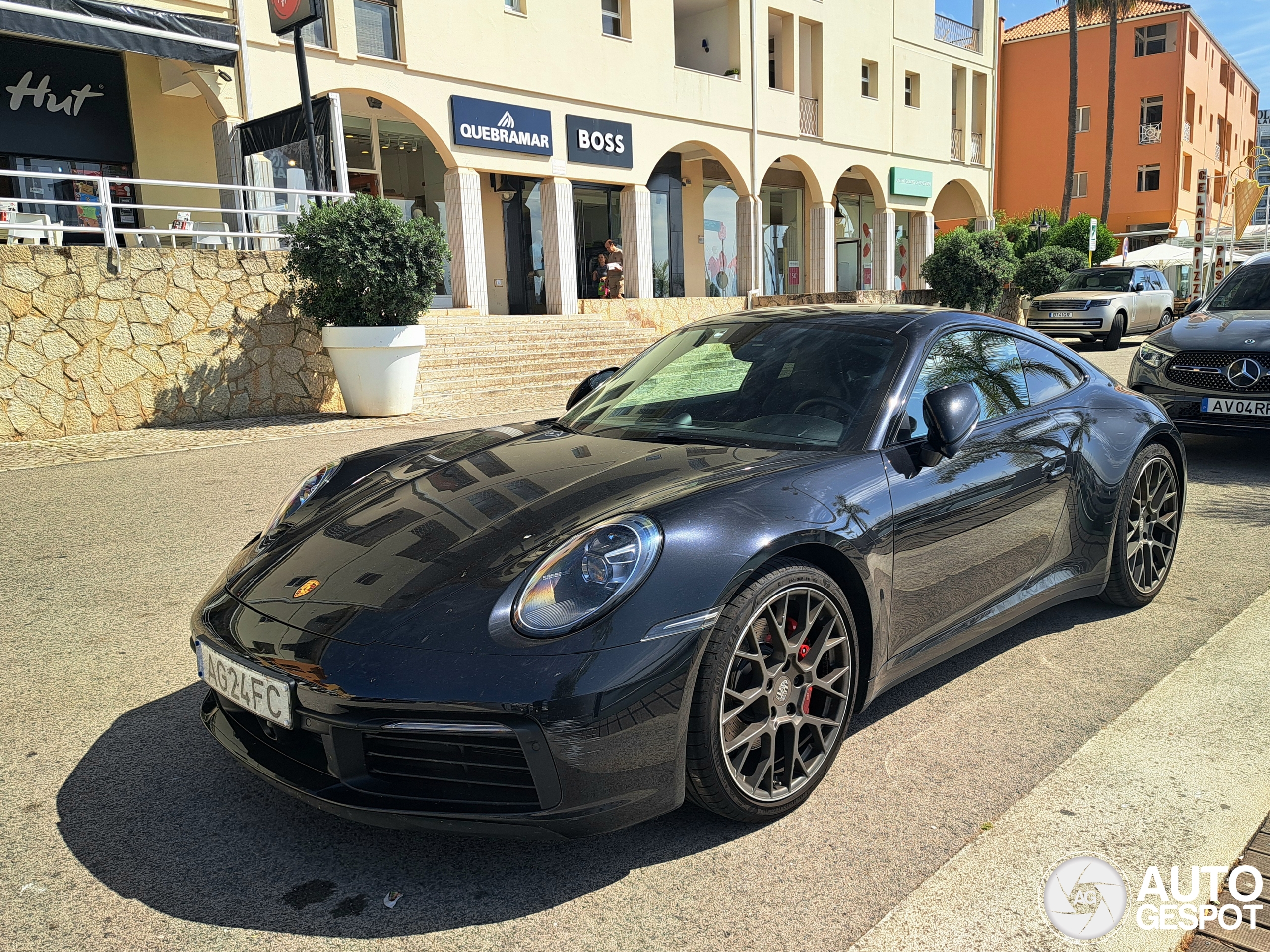 Porsche 992 Carrera 4S