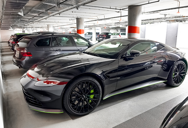 Aston Martin V8 Vantage 2018
