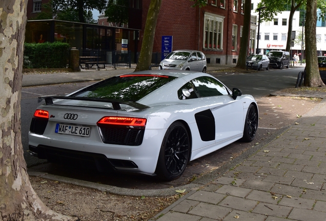 Audi R8 V10 Plus 2015