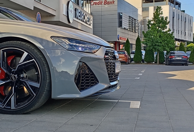 Audi S8 D4