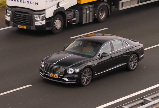 Bentley Flying Spur V8 2021