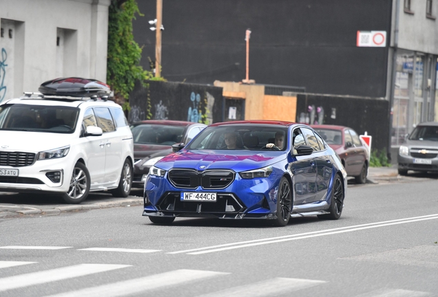 BMW M5 G90