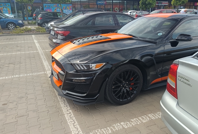 Ford Mustang GT 2015