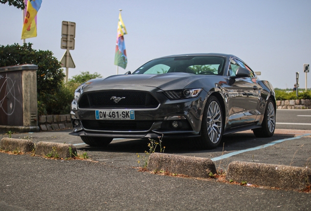 Ford Mustang GT 2015