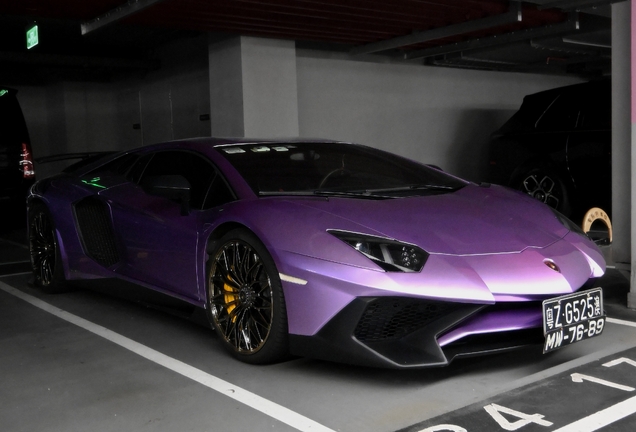 Lamborghini Aventador LP750-4 SuperVeloce
