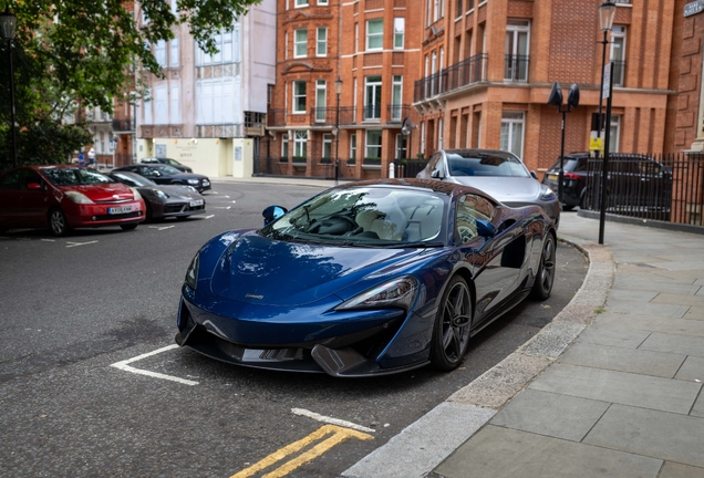 McLaren 570GT