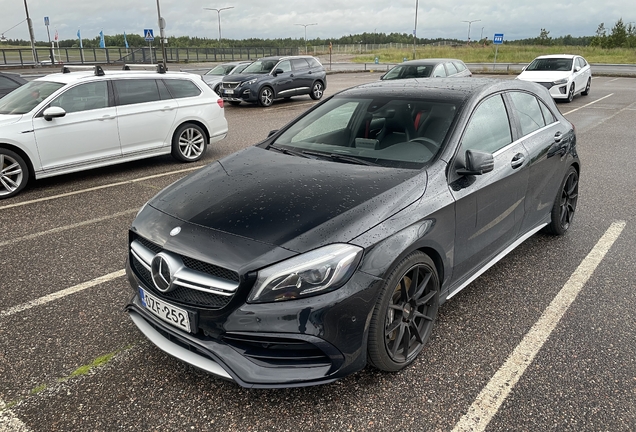 Mercedes-AMG A 45 W176 2015