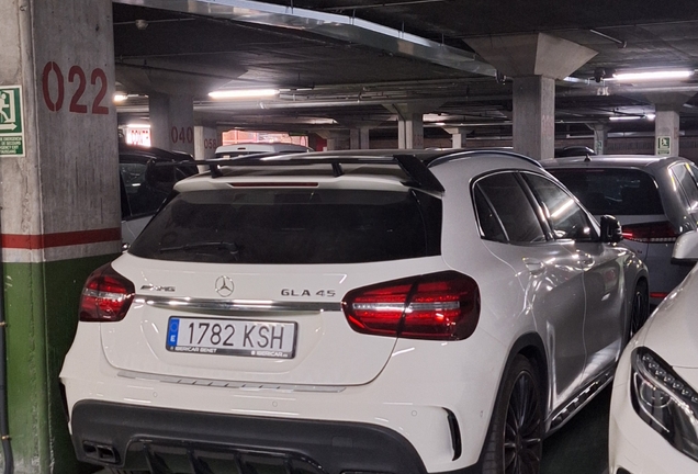 Mercedes-AMG GLA 45 X156 2017