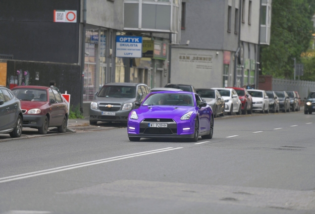 Nissan GT-R 2012