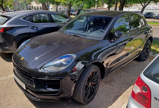 Porsche 95B Macan GTS MkIII