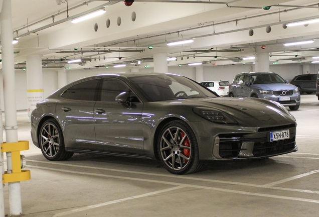 Porsche 972 Panamera Turbo E-Hybrid