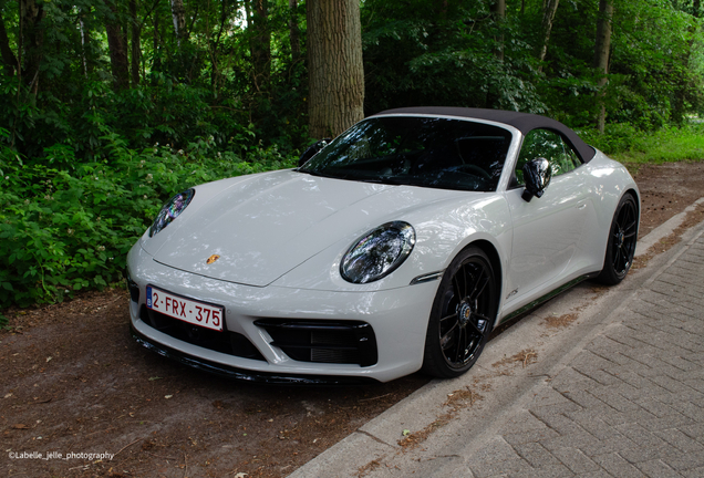 Porsche 992 Carrera GTS Cabriolet