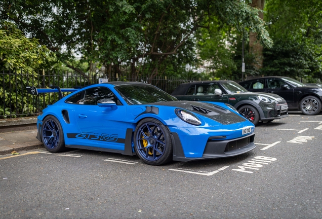 Porsche 992 GT3 RS Weissach Package