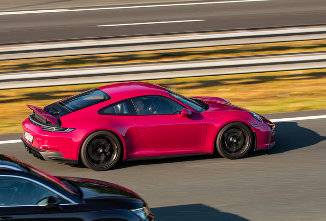 Porsche 992 GT3 Touring