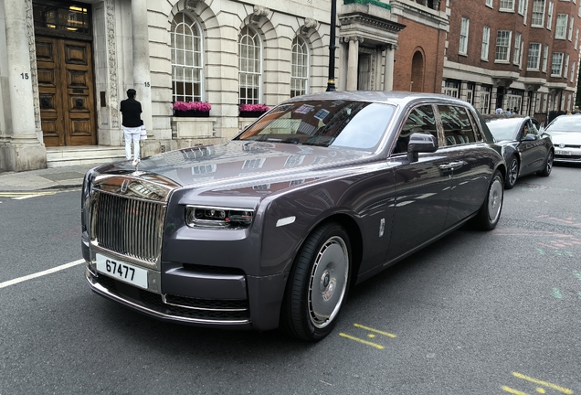 Rolls-Royce Phantom VIII EWB Series II
