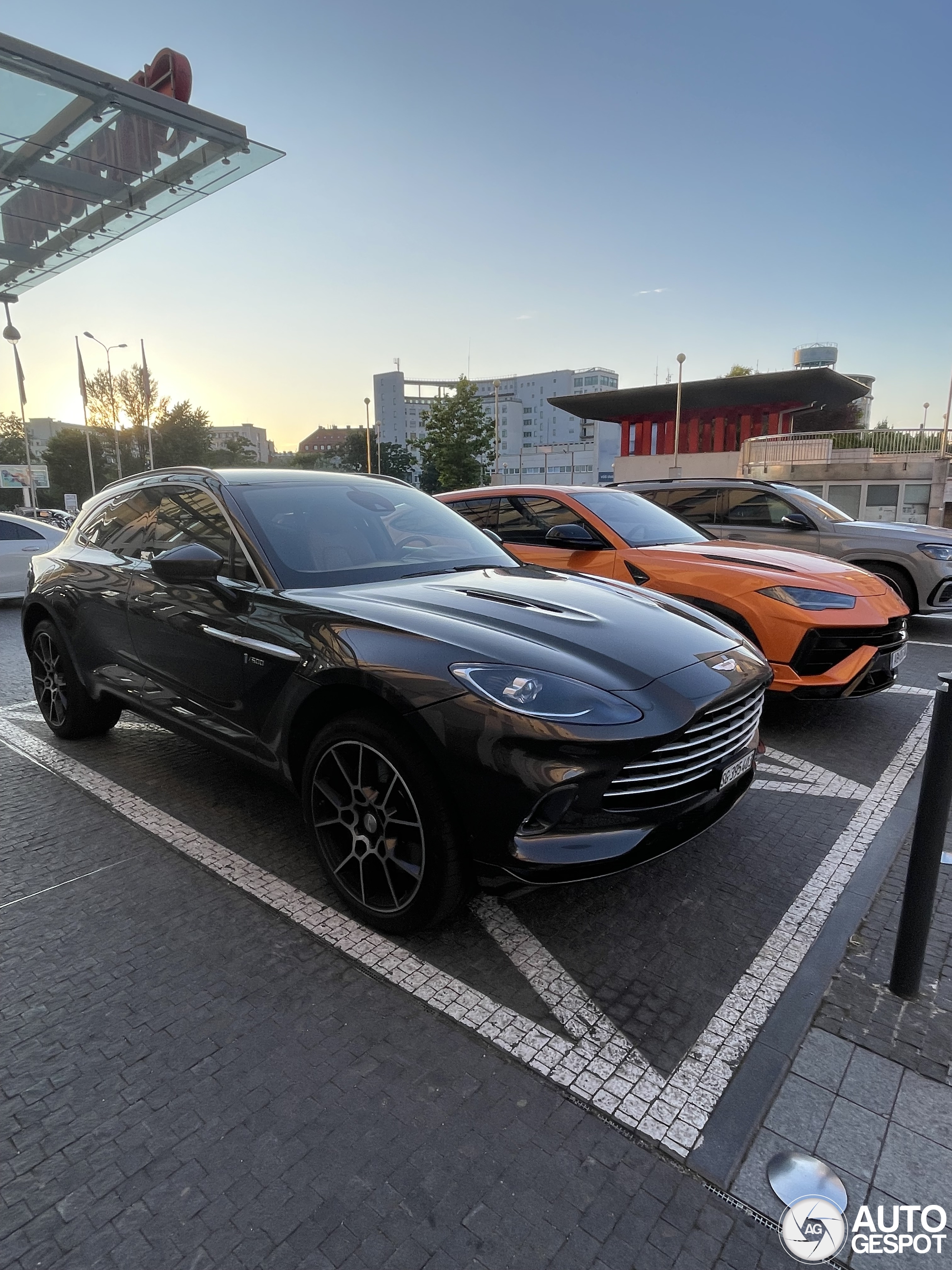 Aston Martin DBX