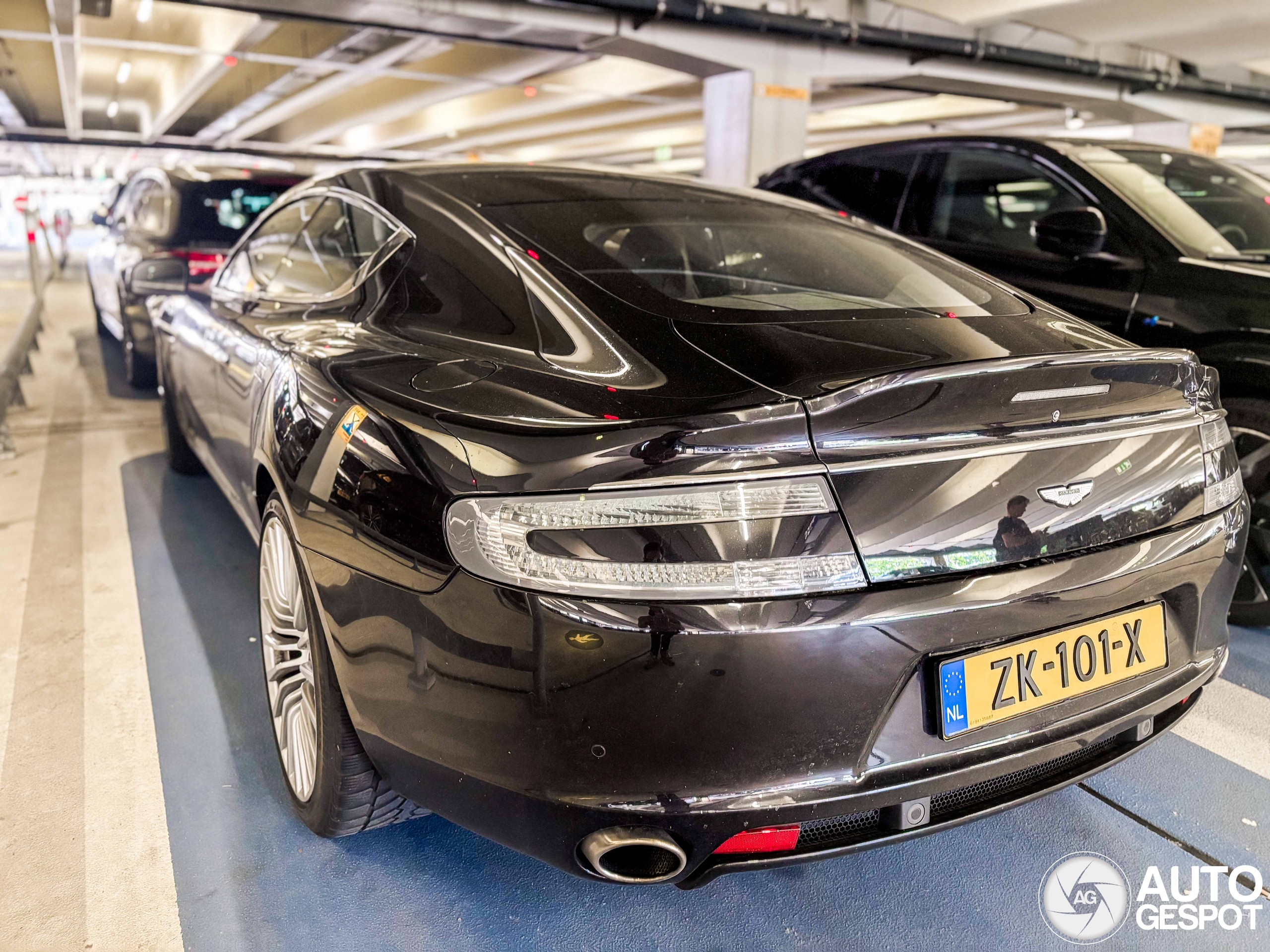 Aston Martin Rapide S