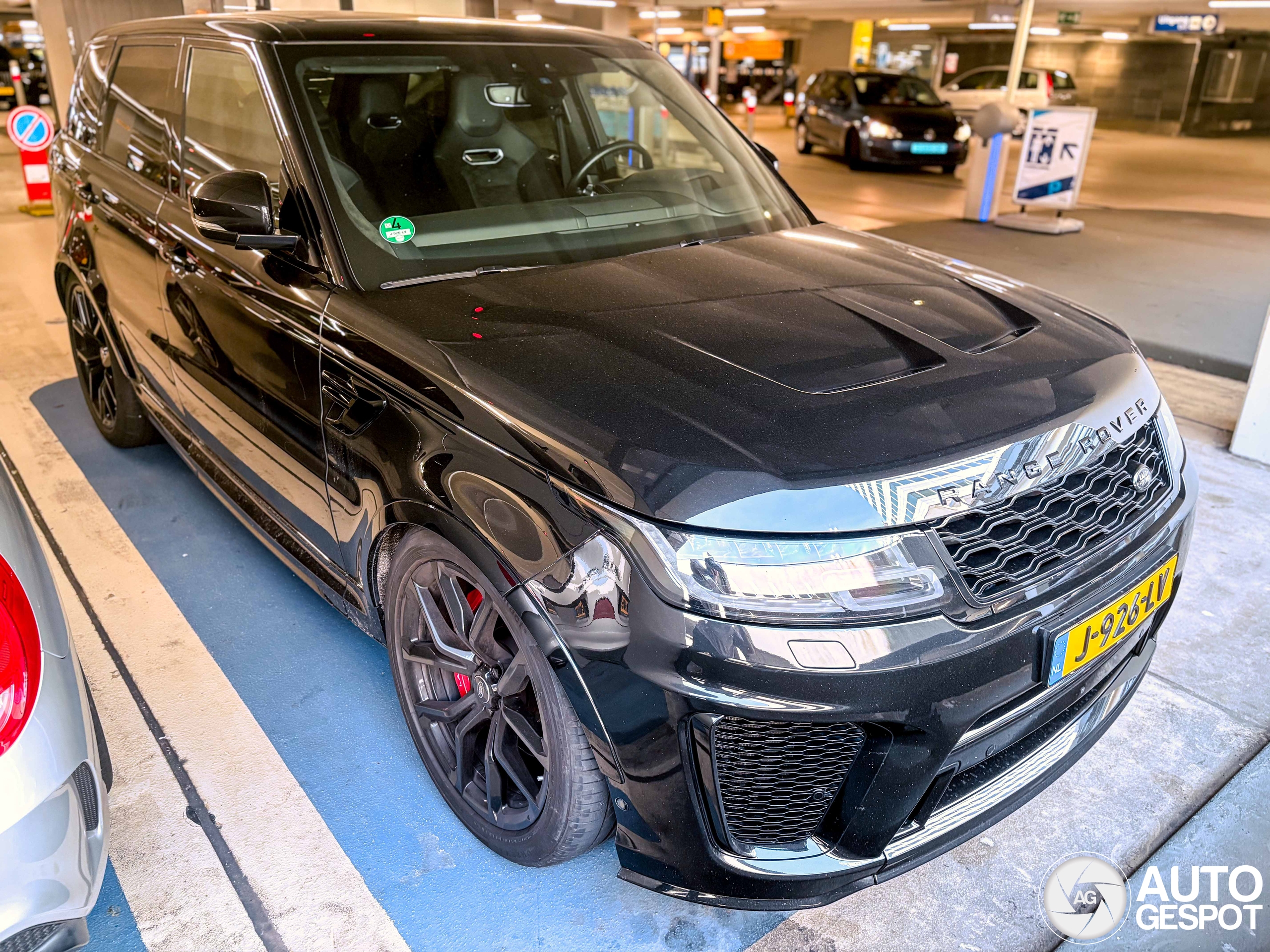 Land Rover Range Rover Sport SVR 2018
