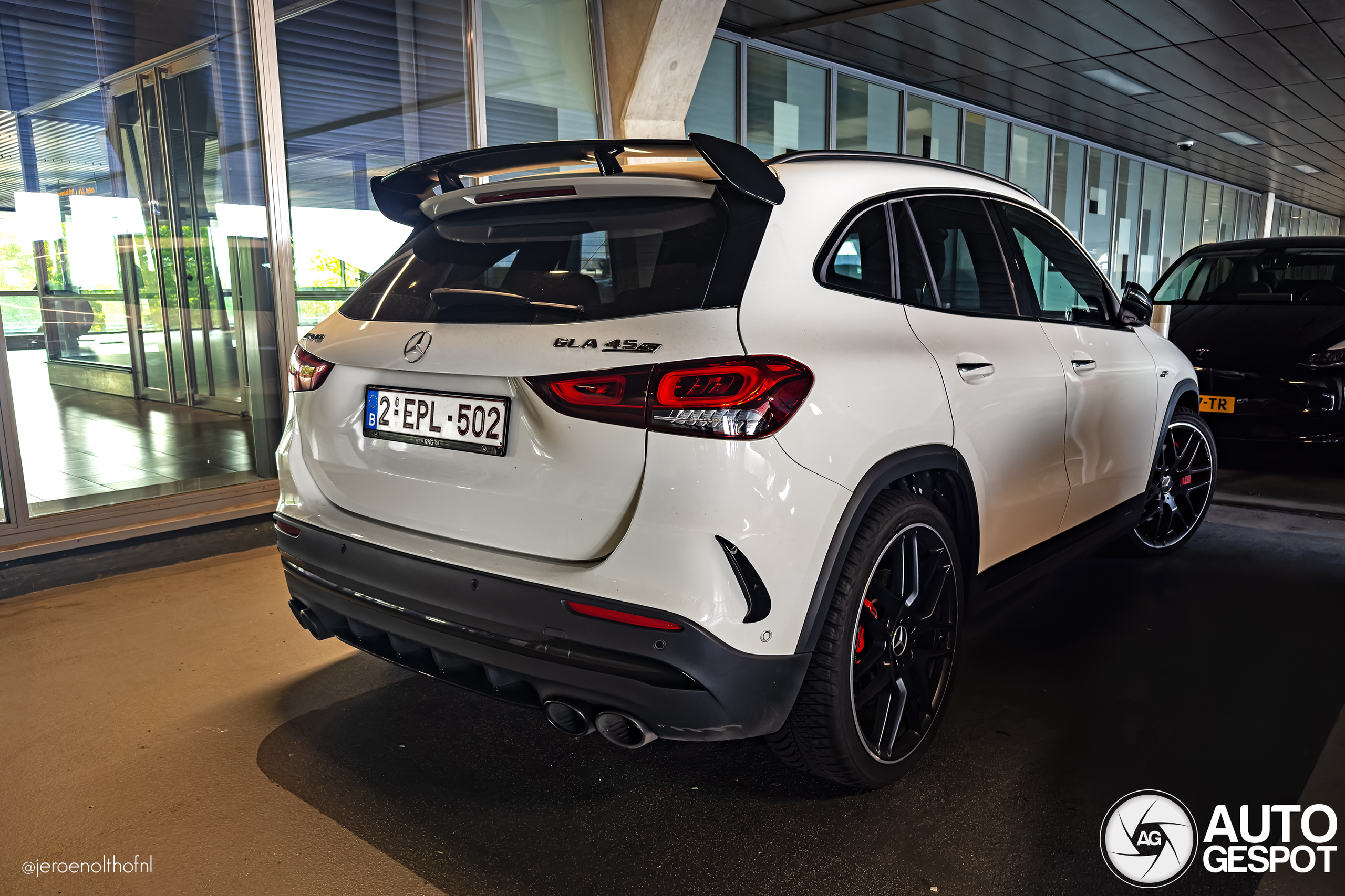 Mercedes-AMG GLA 45 S 4MATIC+ H247