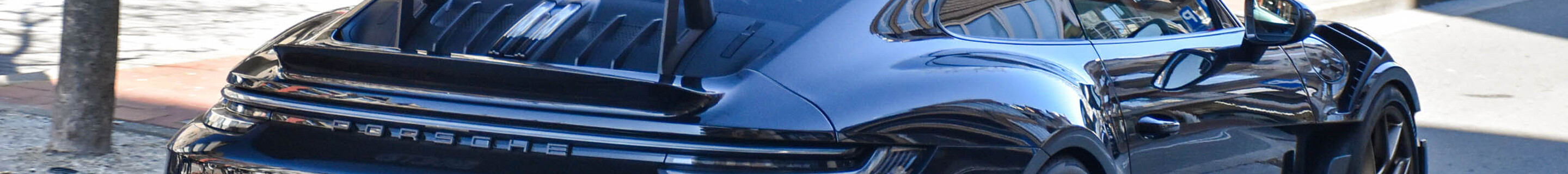 Porsche 992 GT3 RS Weissach Package
