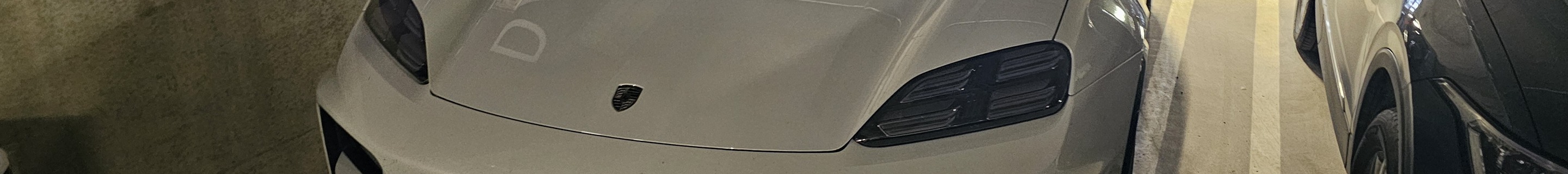 Porsche Macan EV Turbo