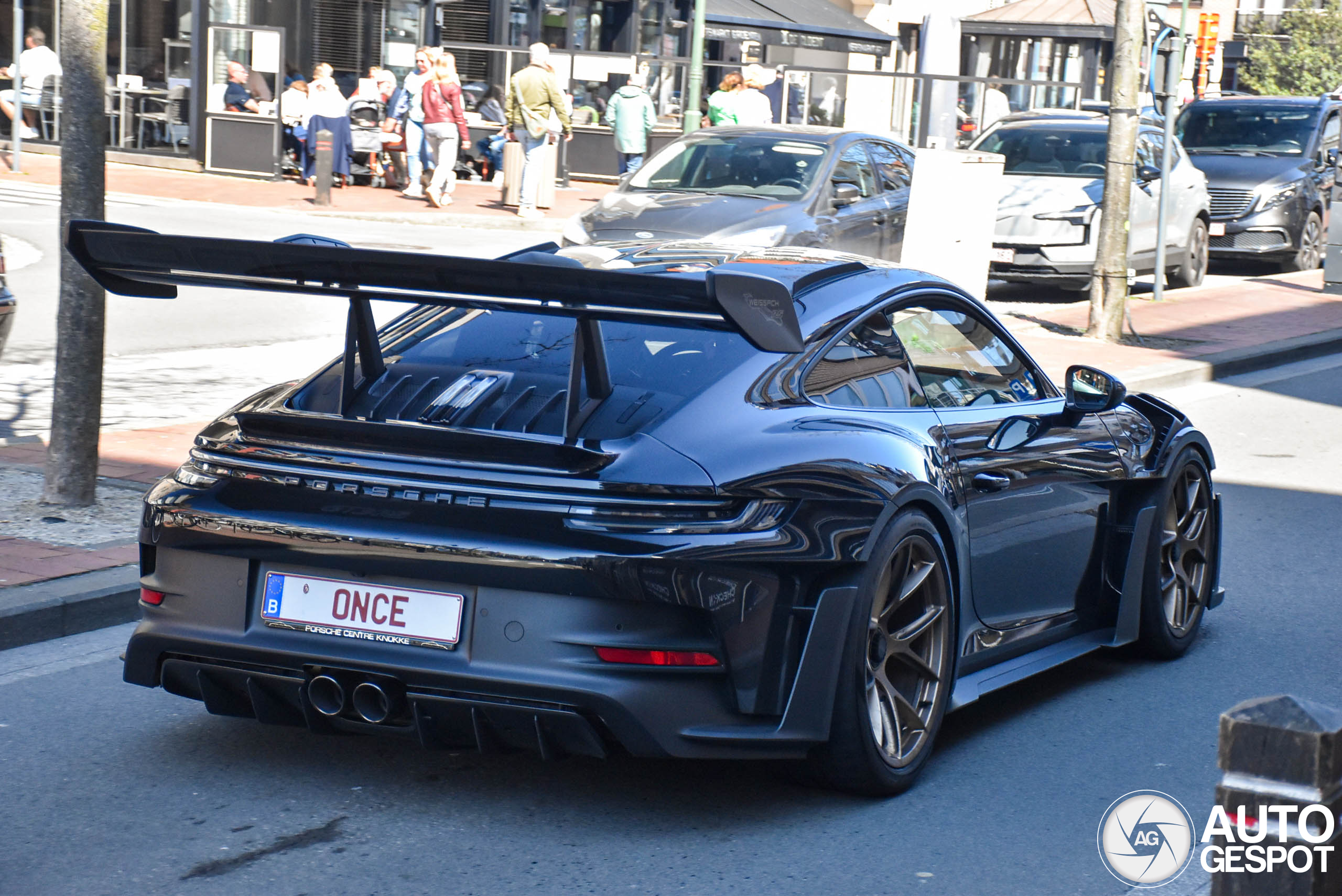 Porsche 992 GT3 RS Weissach Package