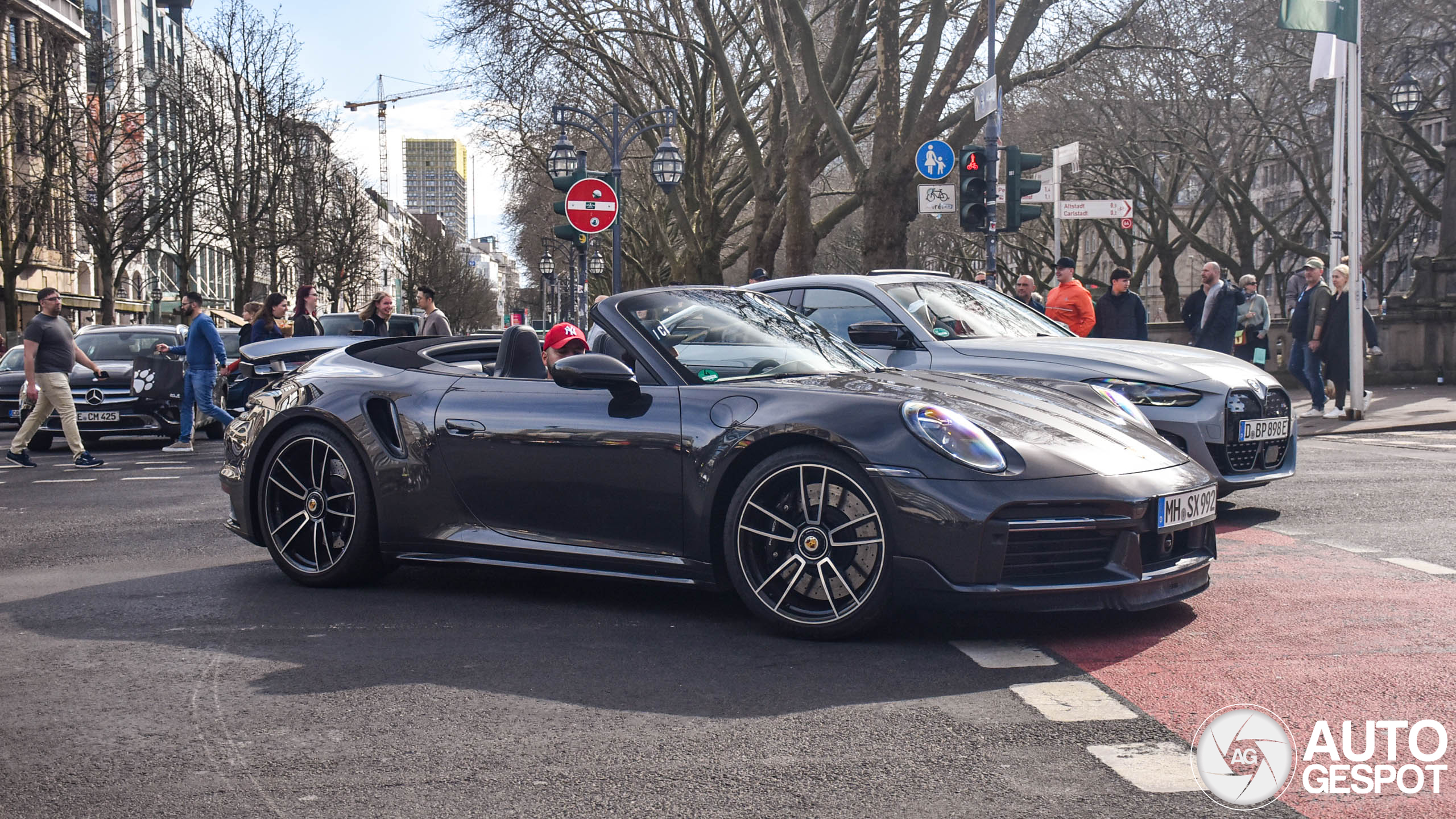Porsche 992 Turbo S Cabriolet