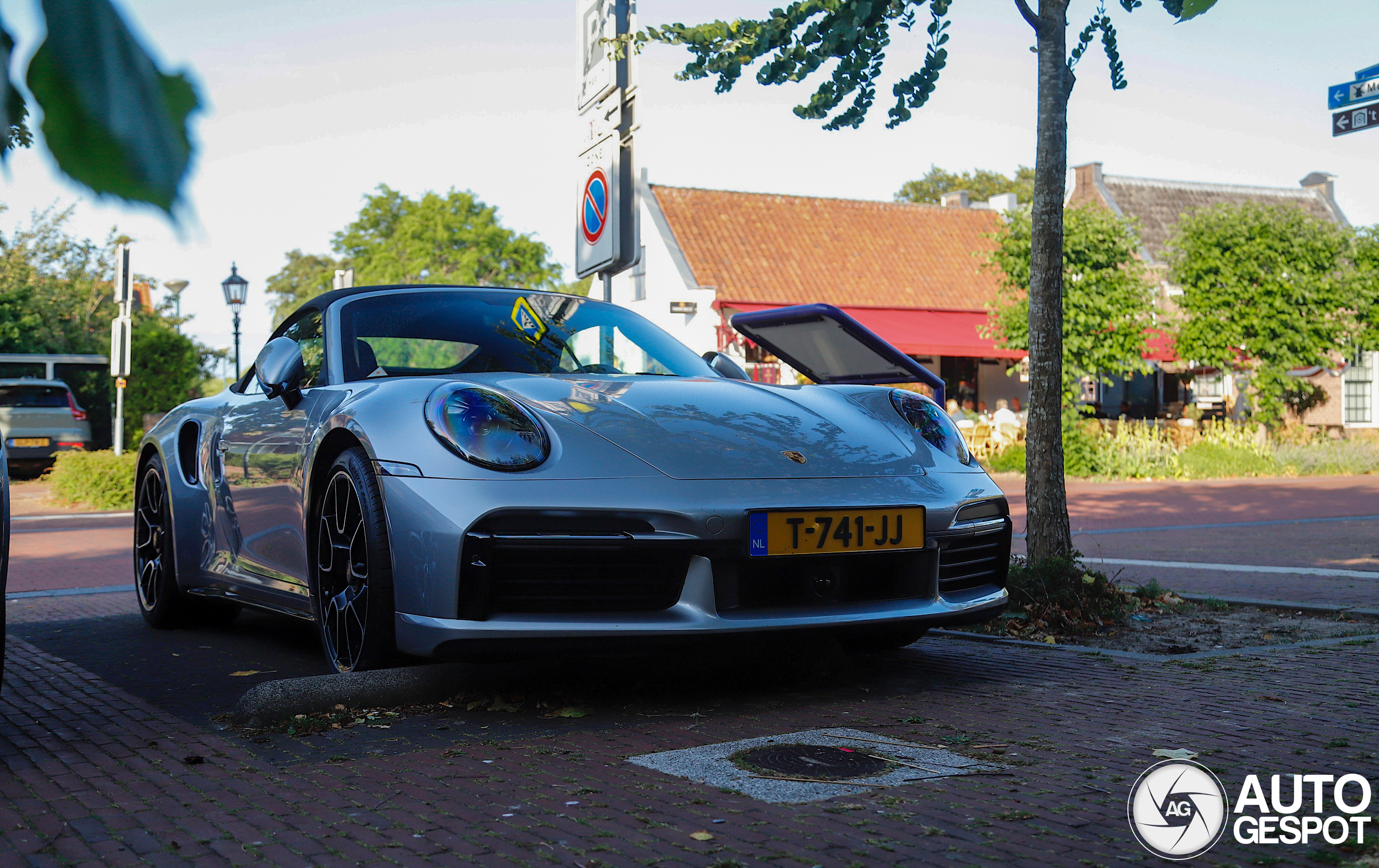 Porsche 992 Turbo S Cabriolet