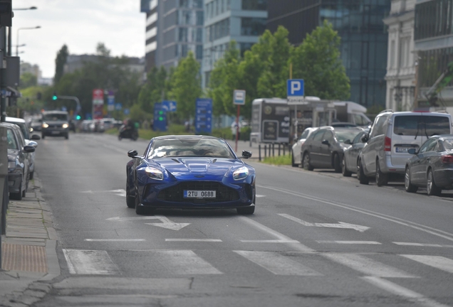 Aston Martin Vantage 2024