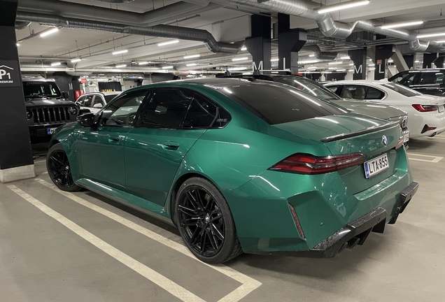 BMW M5 G90