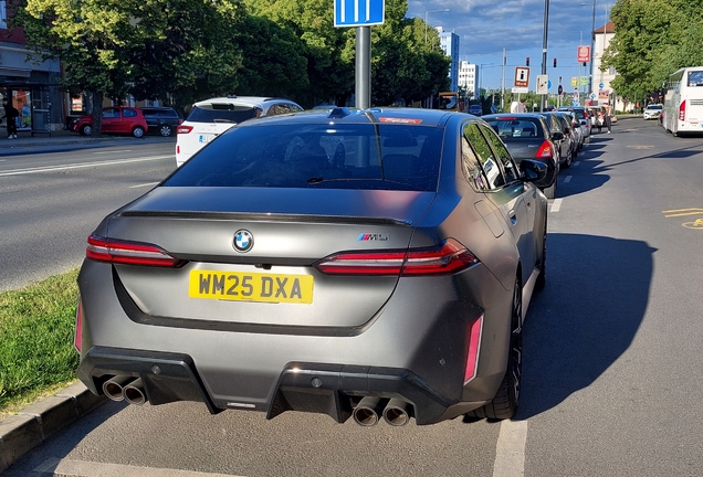 BMW M5 G90