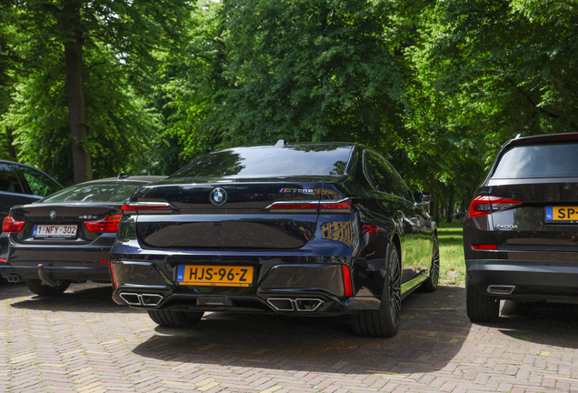 BMW M760e xDrive