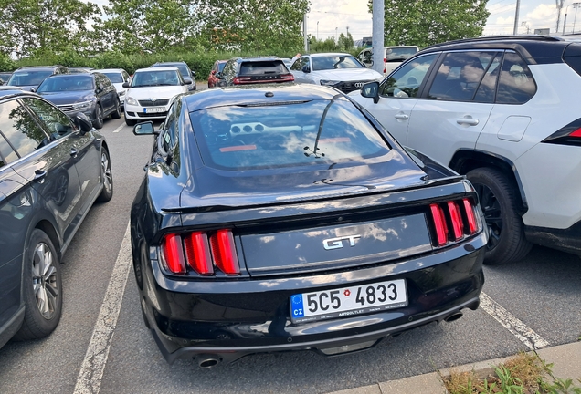 Ford Mustang GT 2015