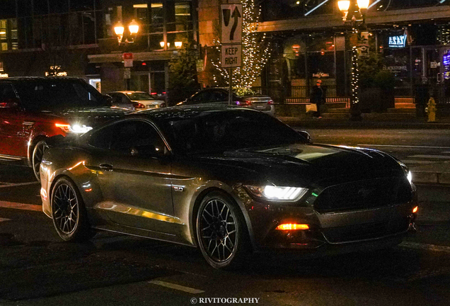 Ford Mustang GT 2015
