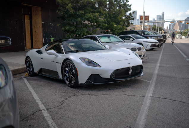 Maserati MC20