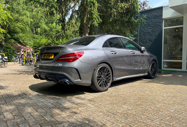 Mercedes-AMG CLA 45 C117 2017