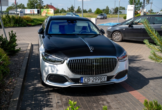 Mercedes-Maybach S 680 X223