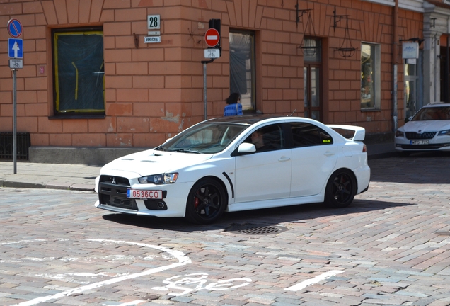 Mitsubishi Lancer Evolution X