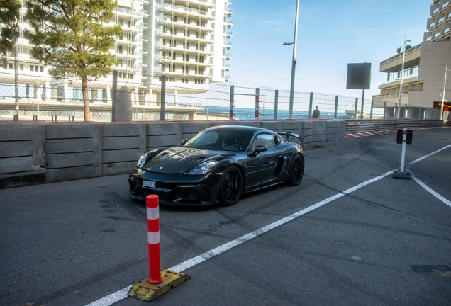 Porsche 718 Cayman GT4 RS Weissach Package