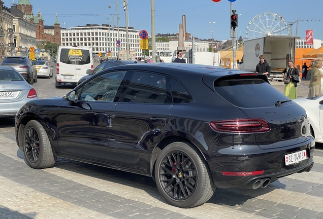 Porsche 95B Macan GTS