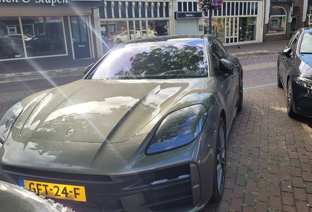 Porsche 972 Panamera Turbo E-Hybrid