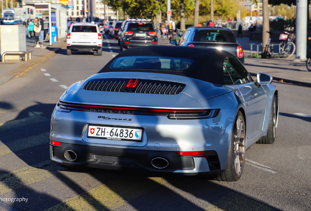 Porsche 992 Carrera 4S Cabriolet