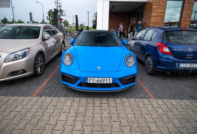 Porsche 992 Carrera S