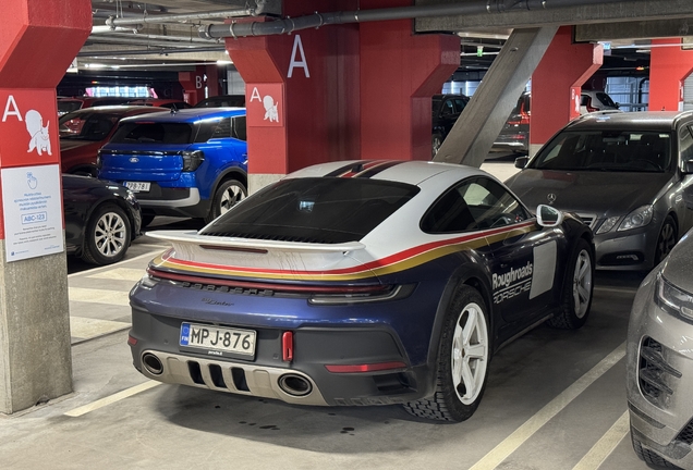 Porsche 992 Dakar