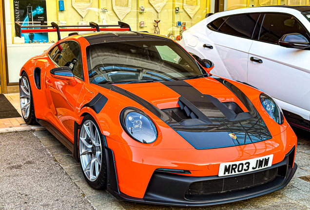 Porsche 992 GT3 RS Weissach Package