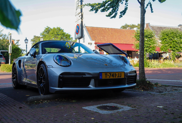 Porsche 992 Turbo S Cabriolet