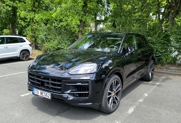 Porsche 9YA Cayenne GTS MkII